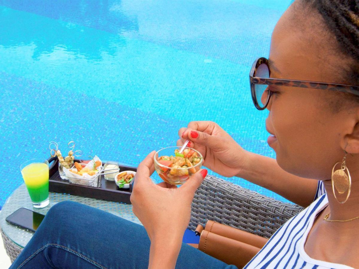 Novotel Cotonou Orisha Екстер'єр фото