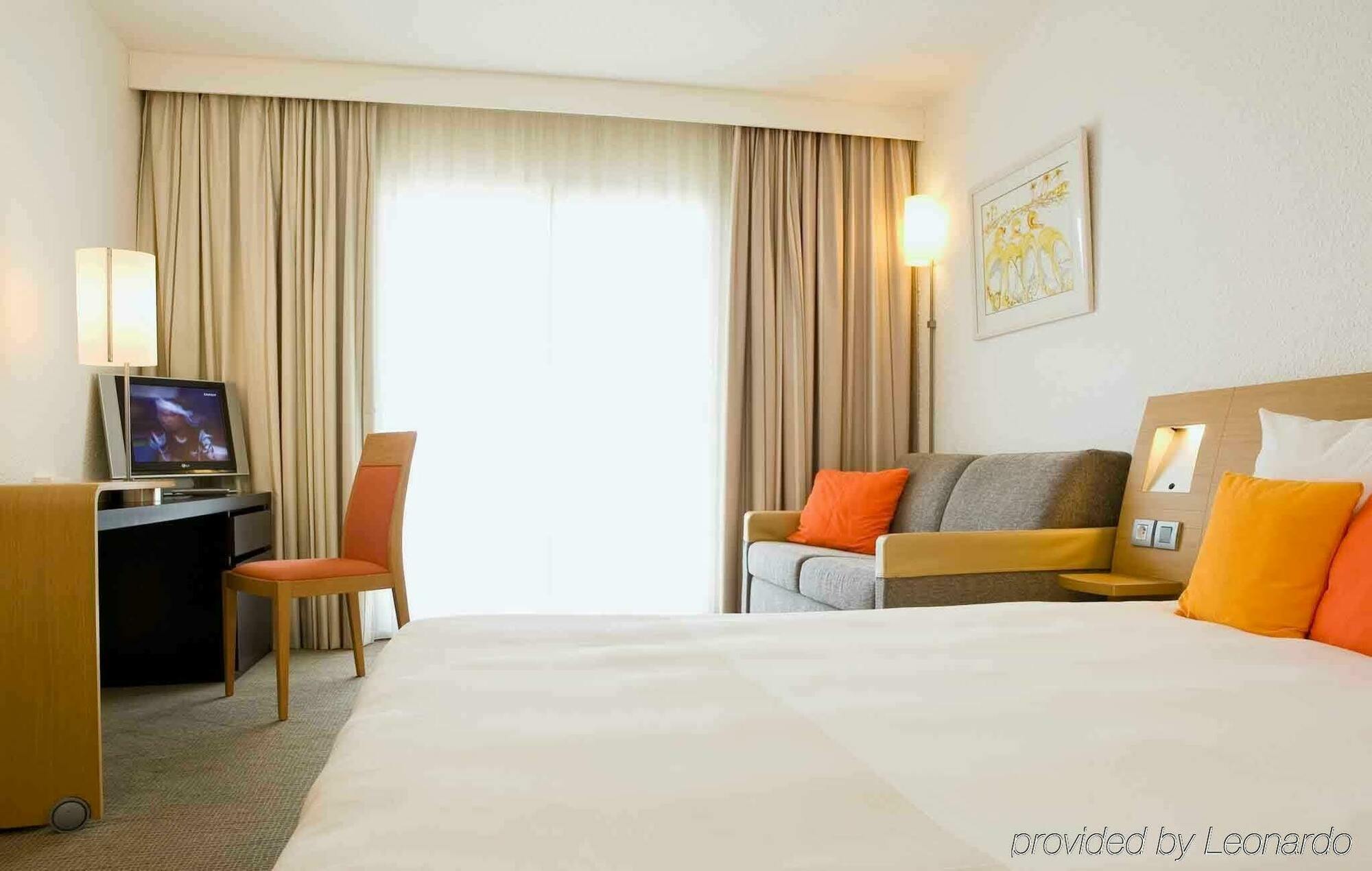Novotel Cotonou Orisha Екстер'єр фото