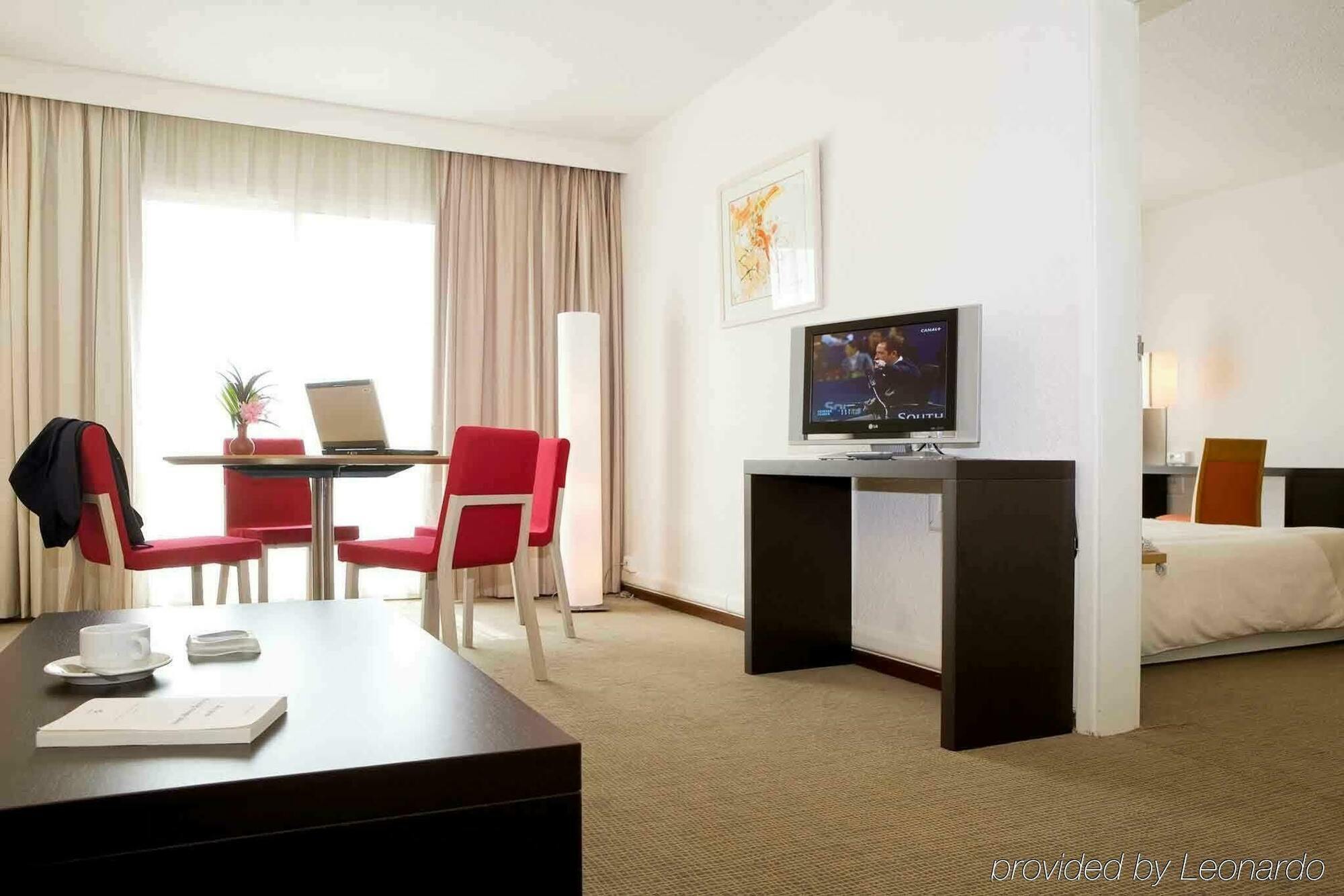 Novotel Cotonou Orisha Екстер'єр фото